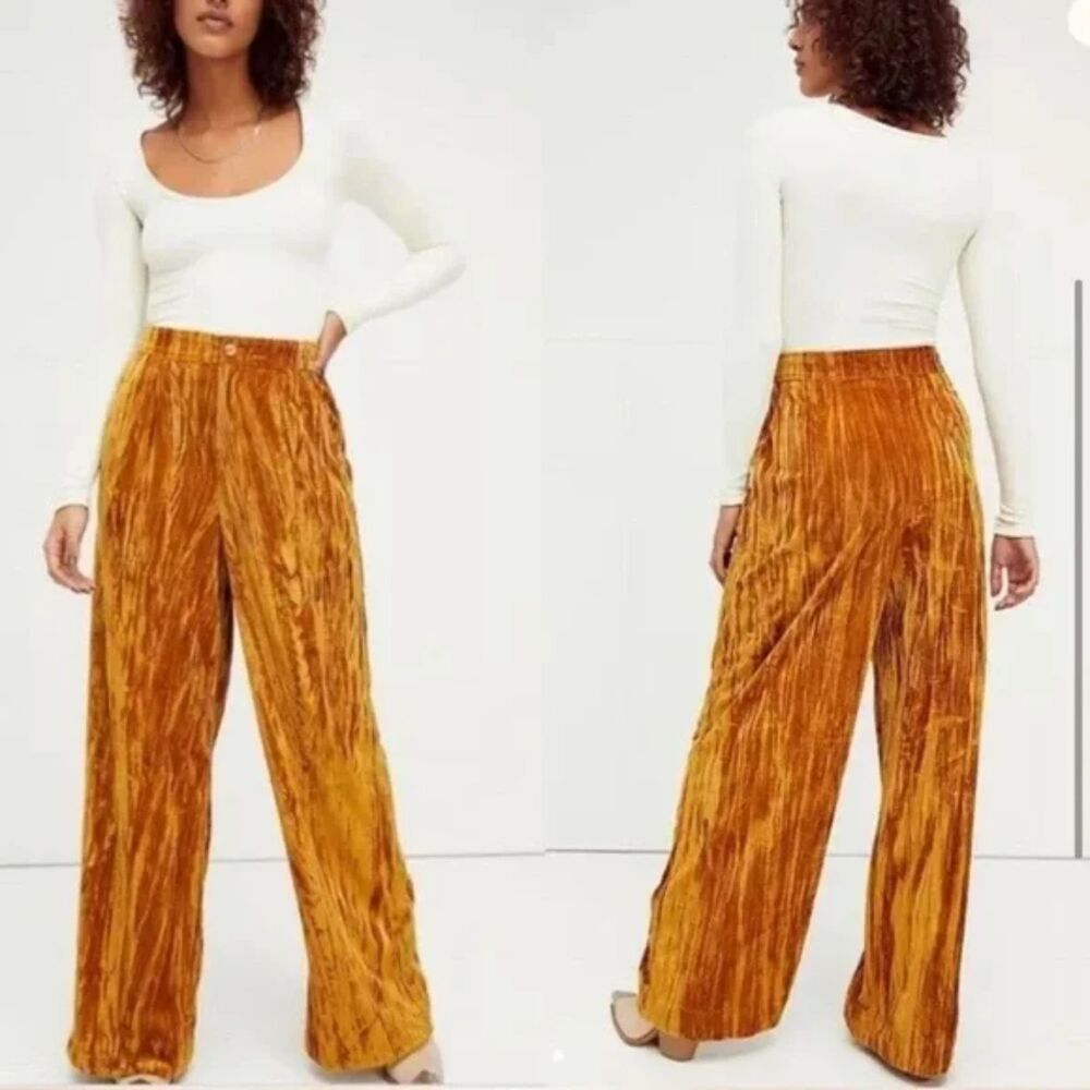 Free People Runaway Velvet Wide Leg Pants Size 4 High Rise Gold Trousers